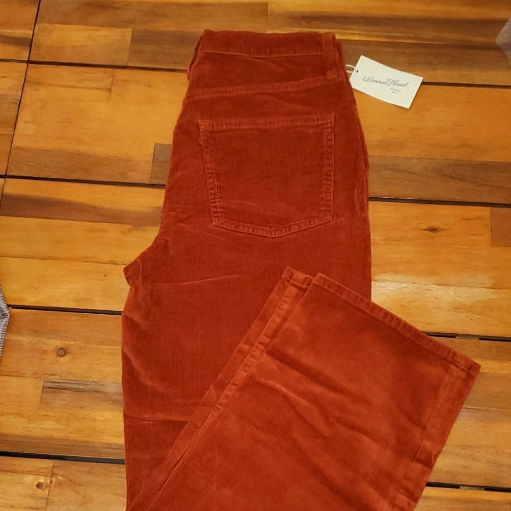 Universal Threads Corduroy’s Vintage Straight Brown Pants B 0052